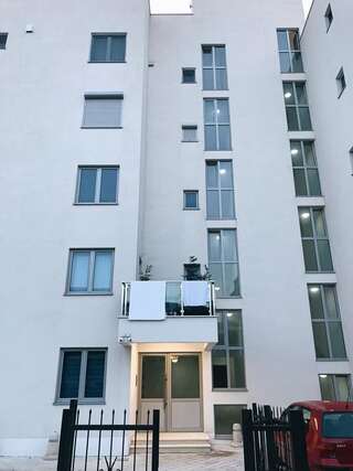 Апартаменты Apartmani Belma Добра-Вода Апартаменты-17